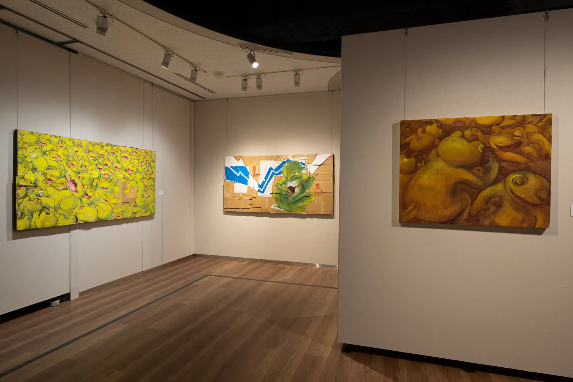 展覧会の準備・展示風景_3